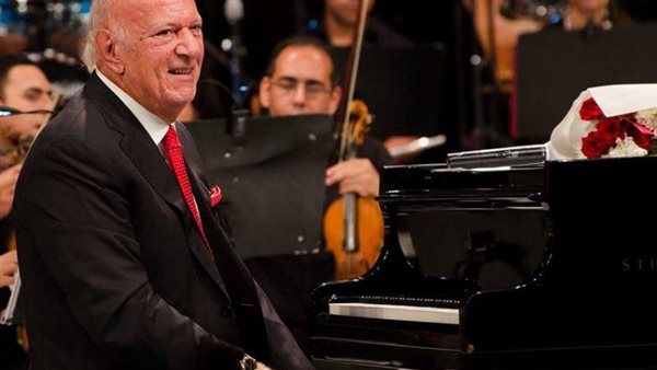 الموسيقار عمر خيرت