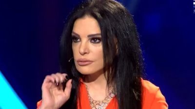 للمرة الأولى.. نضال الأحمدية تعترف بممارستها الشذوذ الجنسي: أحيانا بعمل هيك