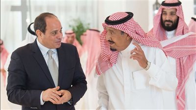 الملك سلمان وولي العهد يعزيان الرئيس السيسي في ضحايا كنيسة المنيرة