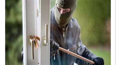 القبض على 3 أشخاص لسرقتهم 12 تابلت وأجهزة أخرى من مدرسة ثانوية في سوهاج