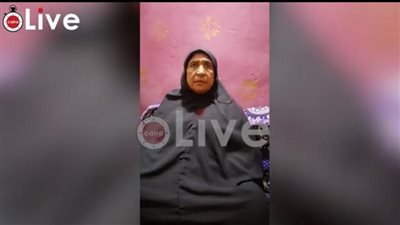 ضربها موجه في التعليم.. بائعة الخضار: أنا مستحملة الغُلب ده كله عشان أعيش