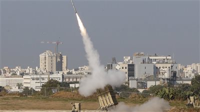 عقب تفعيل صفارات الإنذار.. جيش الاحتلال الإسرائيلي يعلن عن اعتراض صاروخ أطلق من اليمن 