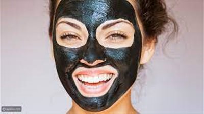  للرؤوس السوداء.. فوائد ماسك الفحم الأسود لعلاج حب الشباب وتبييض الوجه