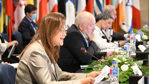 الدكتورة هالة السعيد