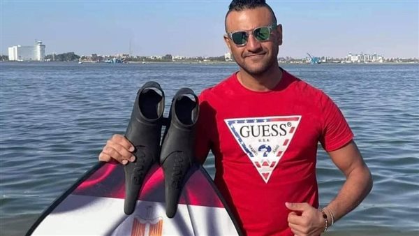 السباح العالمي سيد