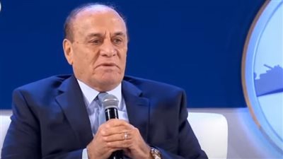 السيسي يوجه التحية للواء سمير فرج ويؤكد: كان قائد كتيبتي ولم يذكر هذا في الإعلام