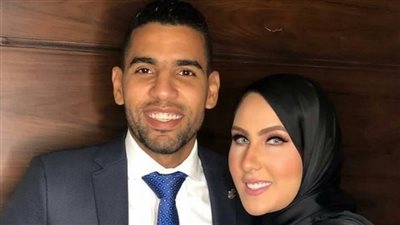 زوجة مؤمن زكريا عن شائعة وفاته: مش عارفة ليه كل ما يفرح تيجي ناس تنكد عليه