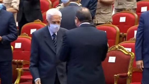 السيسي يرحب بالفريق