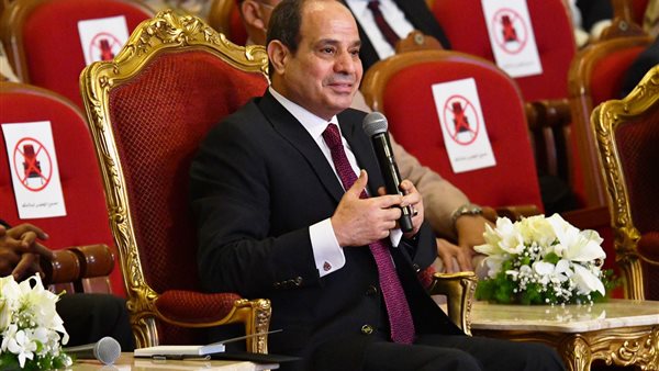 السيسي يحضر الندوة