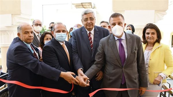 رئيس جامعة عين شمس