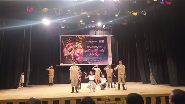  أطفال الأقصر يقدمون