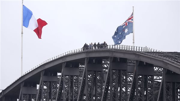 أستراليا ترحب بعودة