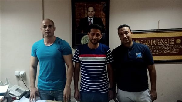 تهريب نقد مصري 