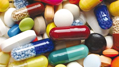 هيئة الدواء تحذر من شراء أدوية صفحات التواصل الاجتماعي المجهولة