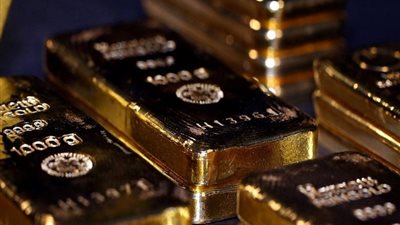 انخفاض أسعار الذهب عالميا بمستهل تعاملات اليوم الإثنين 