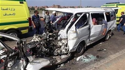 إصابة 10 أشخاص في انقلاب ميكروباص بطريق الفيوم 
