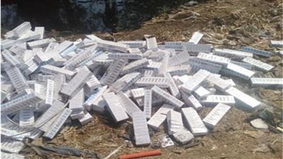 تفاصيل التحقيقات مع المتورطين في واقعة ضبط لقاحات كورونا في ترعة بـ المنيا