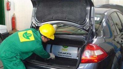 رسميًا.. رفع أسعار البنزين والغاز الطبيعي للسيارات