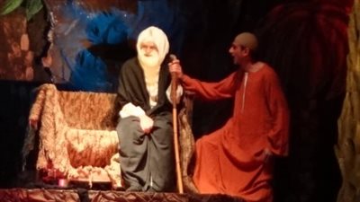 رئيس قصور الثقافة يشاهد مسرحية النداهة ضمن القومي للمسرح