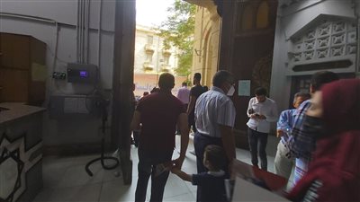 الأطباء يتوافدون للتصويت بانتخابات التجديد النصفي بالنقابة العامة | صور