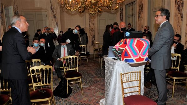 وزير السياحة والآثار