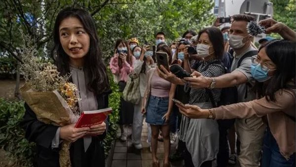  فتاة صينية تخسر