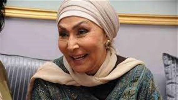 الفنانة الكبيرة سهير