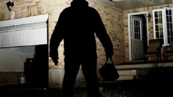 سرقة فيلا-أرشيفية