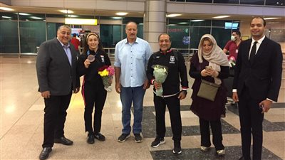 سمر حمزة تعود إلى القاهرة بعد التتويج ببرونزية المصارعة فى النرويج