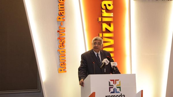  الدكتور محمد عوض