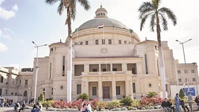جامعة القاهرة توقع عقد الاستشاري الدولي لتطوير مستشفياتها