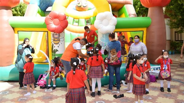 المدارس الخاصة تحتفل