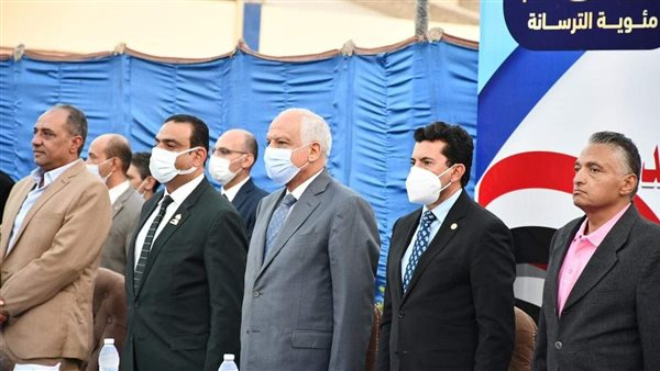 وزبر الرياضة ومحافظ