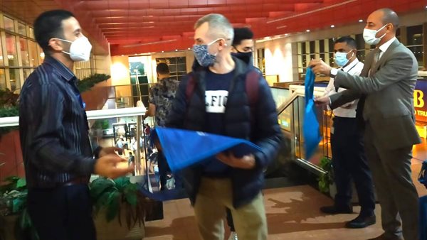 استقبال السائحين