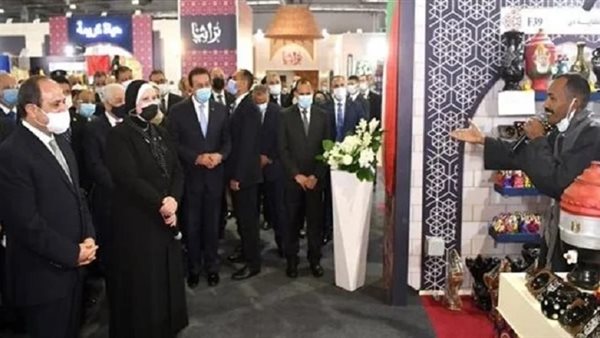 أيوب القاضي خلال