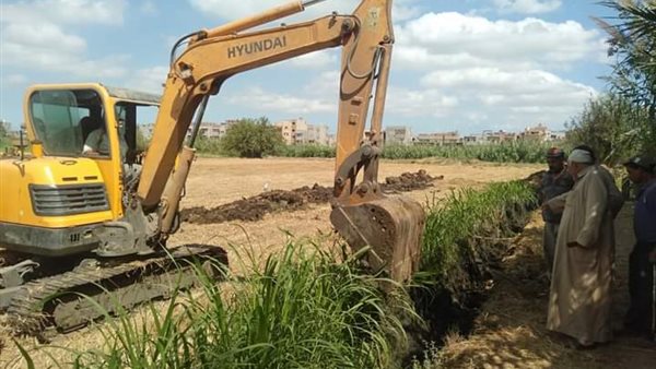 التعديات على نهر