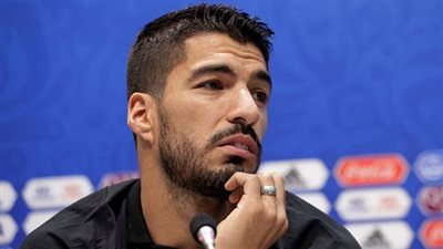 سواريز عن مواجهة ميسي: لا توجد صداقة في الملعب