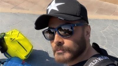 تامر حسني يستعد لـ عمل فني جديد.. وينصح الجمهور بسماع أغانيه: هتفتح نفسك للشغل 