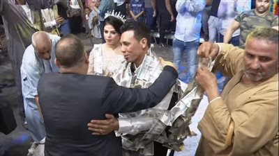كانت للشو.. تفاصيل جديدة في إهداء رجل أعمال عنقود أموال قيمته نصف مليون جنيه لعريس بكفر الشيخ