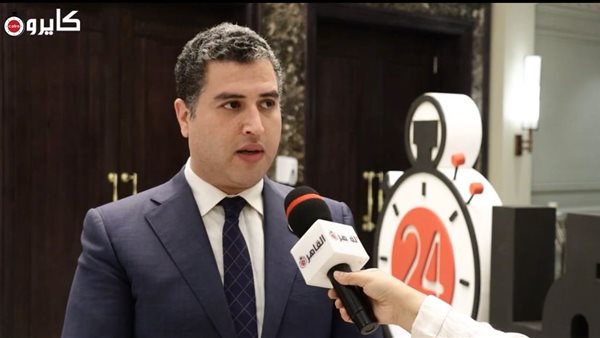  الدكتور أحمد الشريف