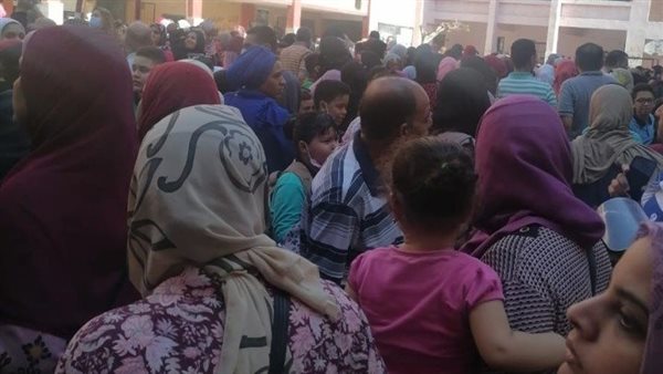 مدرسة عمر مكرم بالإسكندرية