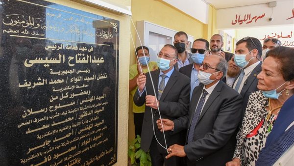 افتتاح اول مدرسة