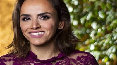 علا رشدي: تجربة التعليم الأونلاين مأساة لكل الأمهات