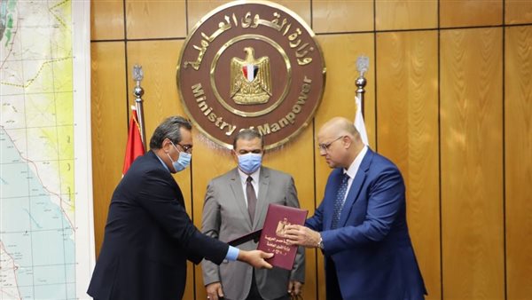 صورة من توقيع الاتفاقية