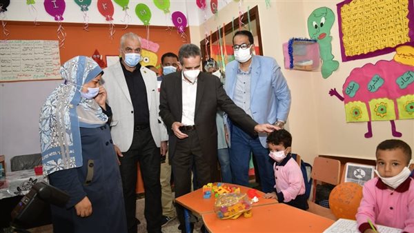 طلاب مدرسة الحسيني