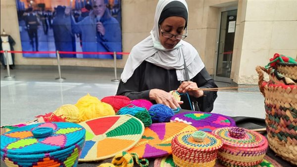  ورشة عمل لحرفة صناعة