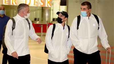 بعثة الزمالك تصل إلى كينيا استعدادا للقاء توسكر | صور