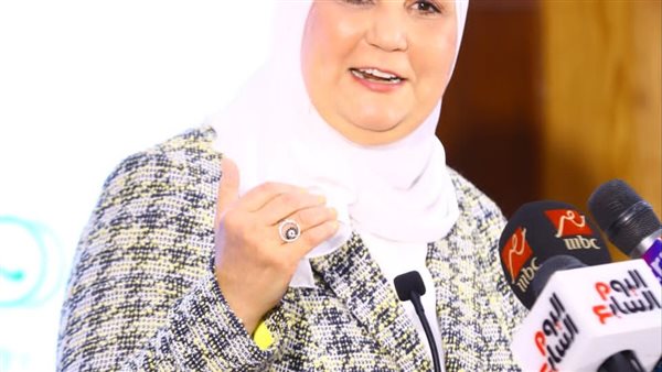 نيفين القباج وزيرة