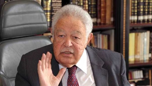  نقيب المحامين رجائي