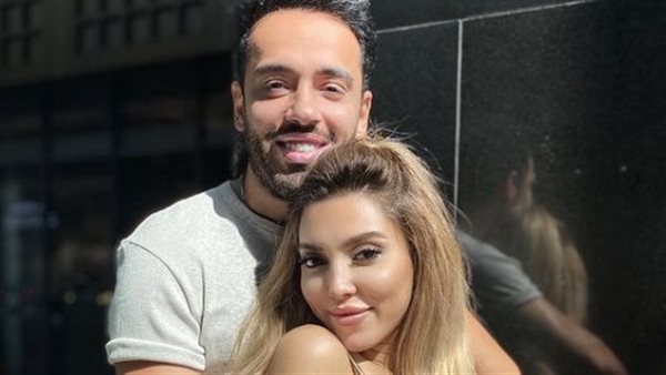 رامي جمال وزوجته